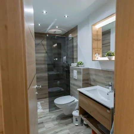 Bungalow&spa Gigic Ii - Swimmingpool Alpehytte